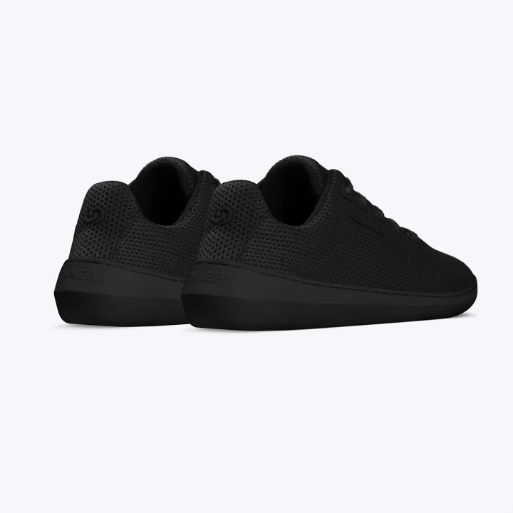 GlobetrotterIIBlack_Black_-Back.webp