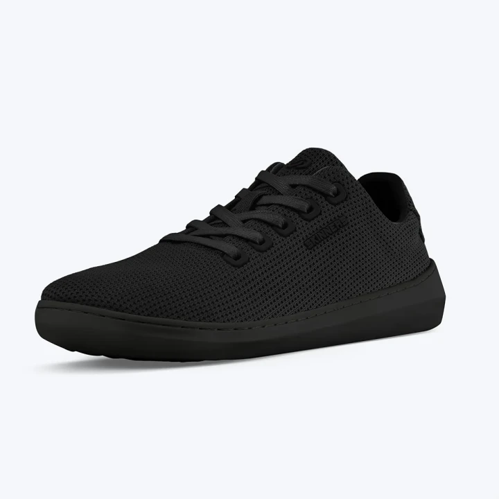 GlobetrotterIIBlack_Black_-Front.webp