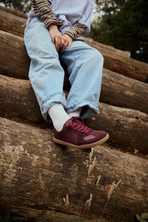 morderne-berry-barfusssneaker-am-fuss_4b100724-f1e9-4b67-88df-e49ec758e532.webp