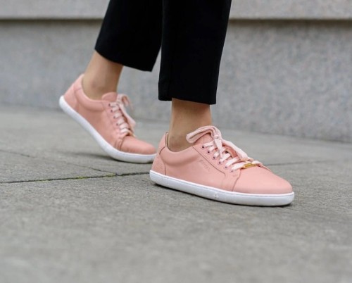 Antal Amada Peach