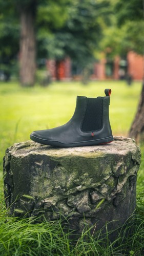 300-black-1.jpg